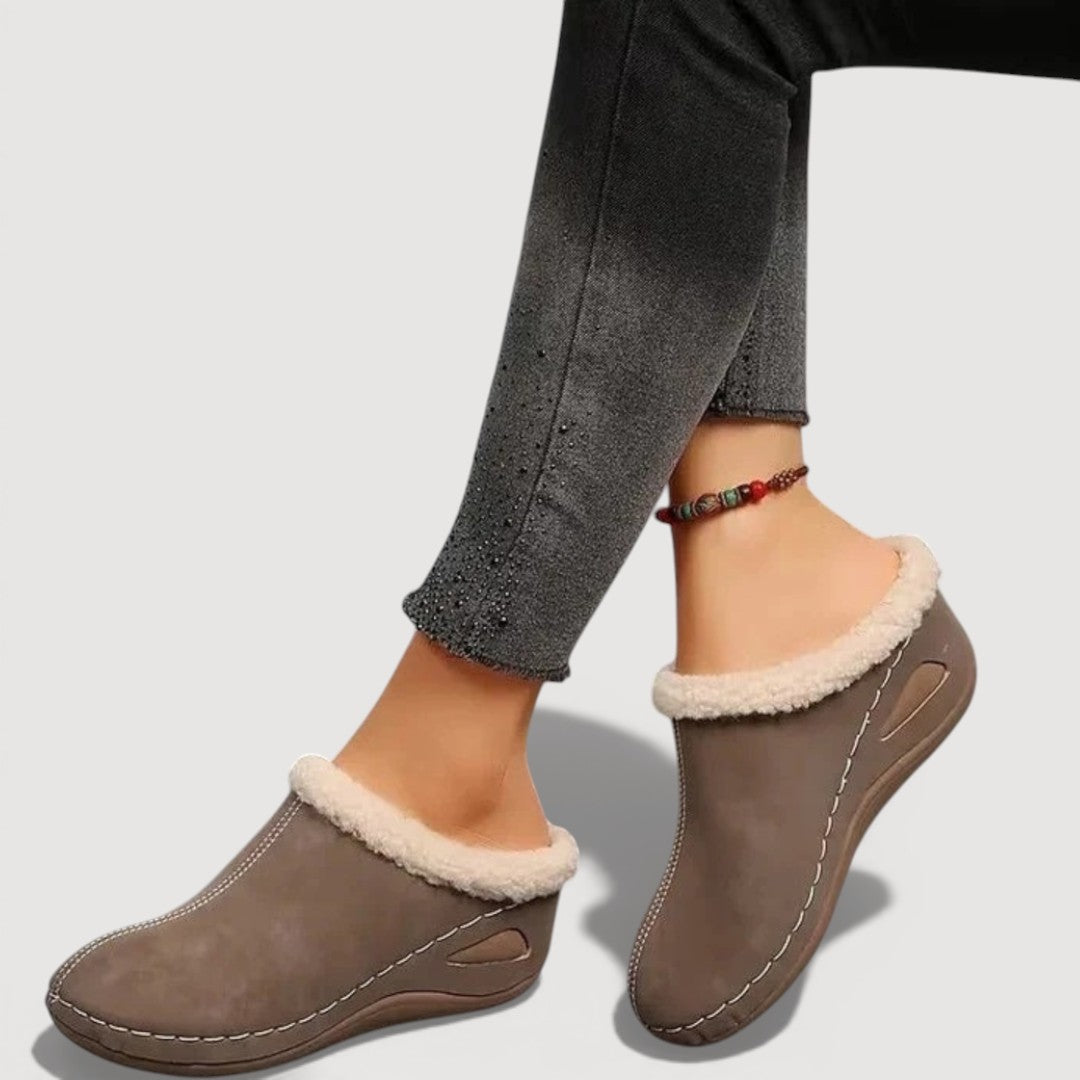 Lucy – Comfort Mule Slipper